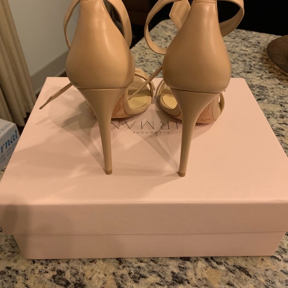 **SOLD**Alexandre Birman Clarita Nude Tie Sandals - Picture 6 of 8